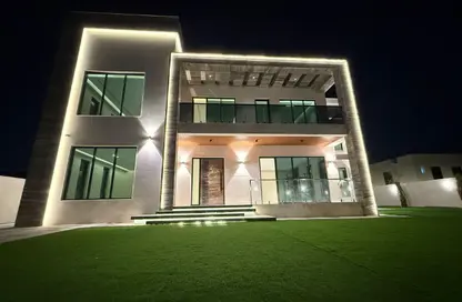 فيلا - 7 غرف نوم - 8 حمامات للبيع في حوشي - البادي - الشارقة