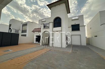 Villa - 4 - 7+ for sale in Fay Alreeman - Al Shamkha - Abu Dhabi Villa - 4 - 7+ for sale in Fay Alreeman - Al Shamkha - Abu Dhabi