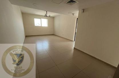 Apartment - 1 Bedroom - 2 Bathrooms for rent in Al Majaz 1 - Al Majaz - Sharjah Apartment - 1 Bedroom - 2 Bathrooms for rent in Al Majaz 1 - Al Majaz - Sharjah