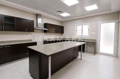 Villa - 4 Bedrooms - 4 Bathrooms for rent in Umm Suqeim 2 Villas - Umm Suqeim 2 - Umm Suqeim - Dubai Villa - 4 Bedrooms - 4 Bathrooms for rent in Umm Suqeim 2 Villas - Umm Suqeim 2 - Umm Suqeim - Dubai