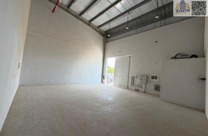 Warehouse - Studio - 1 Bathroom for rent in Ajman Industrial 1 - Ajman Industrial Area - Ajman