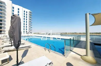 Apartment - 3 Bedrooms - 3 Bathrooms for sale in Waters Edge - Yas Island - Abu Dhabi