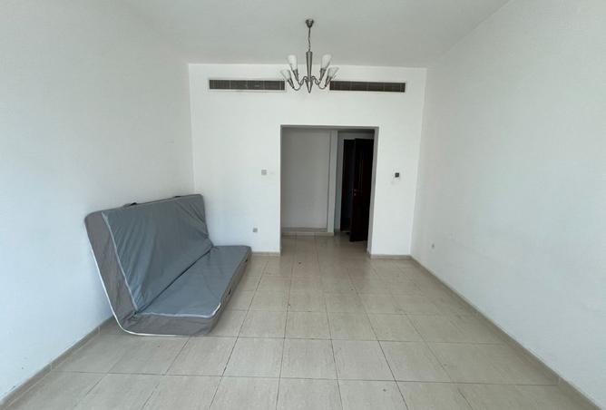 16035101 - Property Image 2