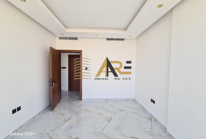 117153838 - Property Image 2