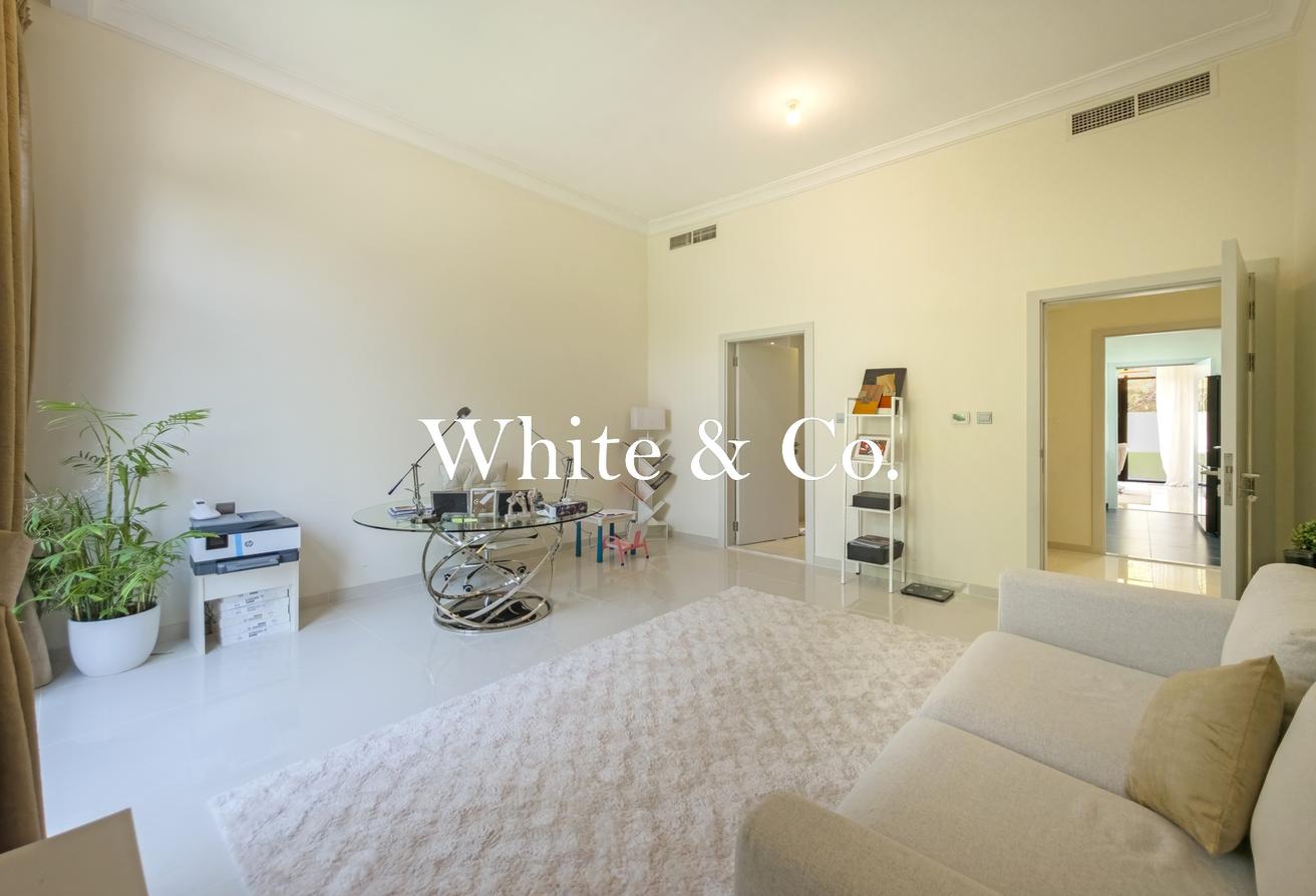 Furnished | V4 Type | Upstairs Living Area photo 16