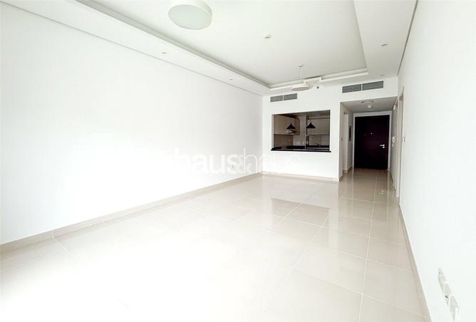 70282049 - Property Main Image