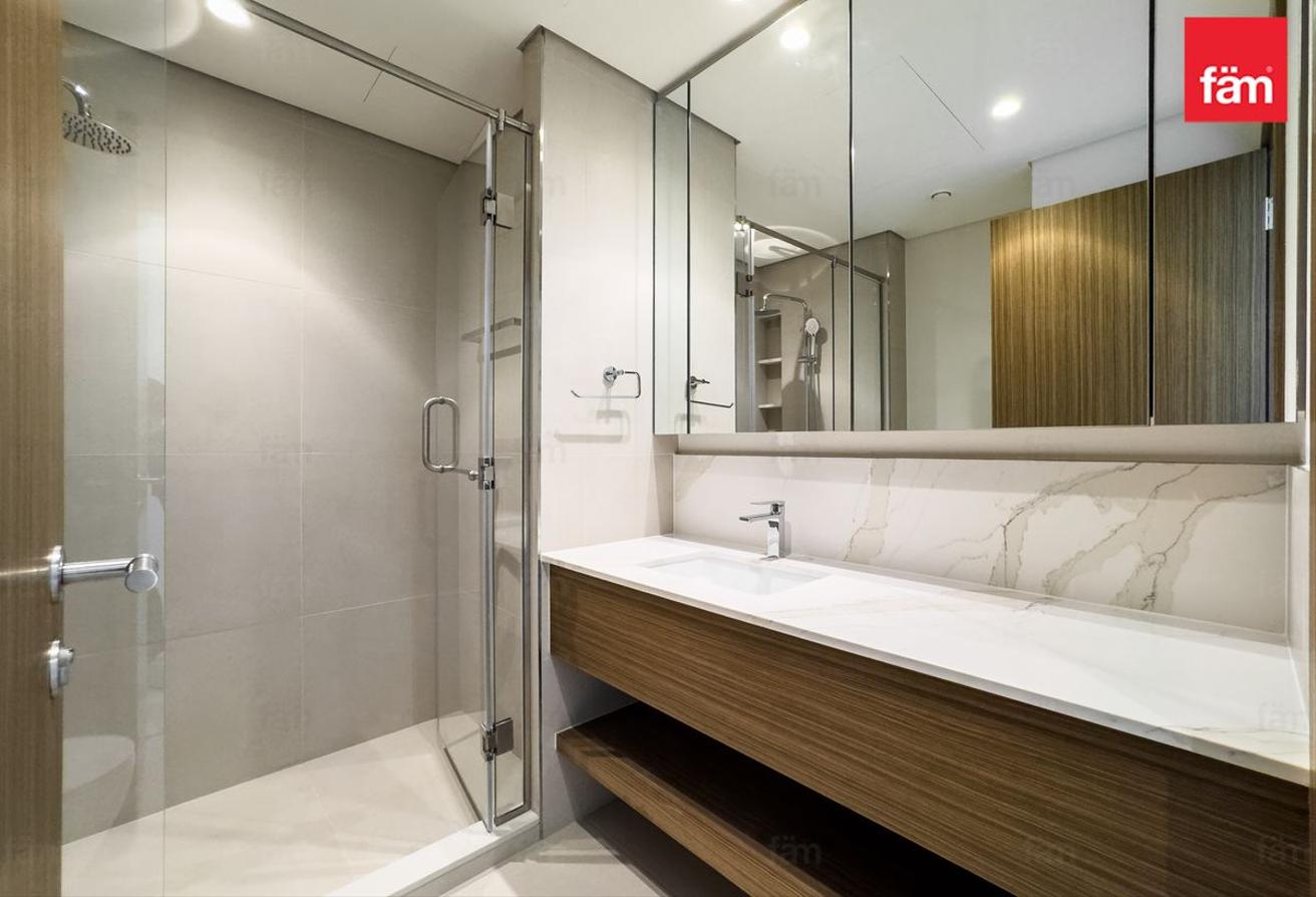 Lagoon View | Branded Residences | + Maid's photo 14