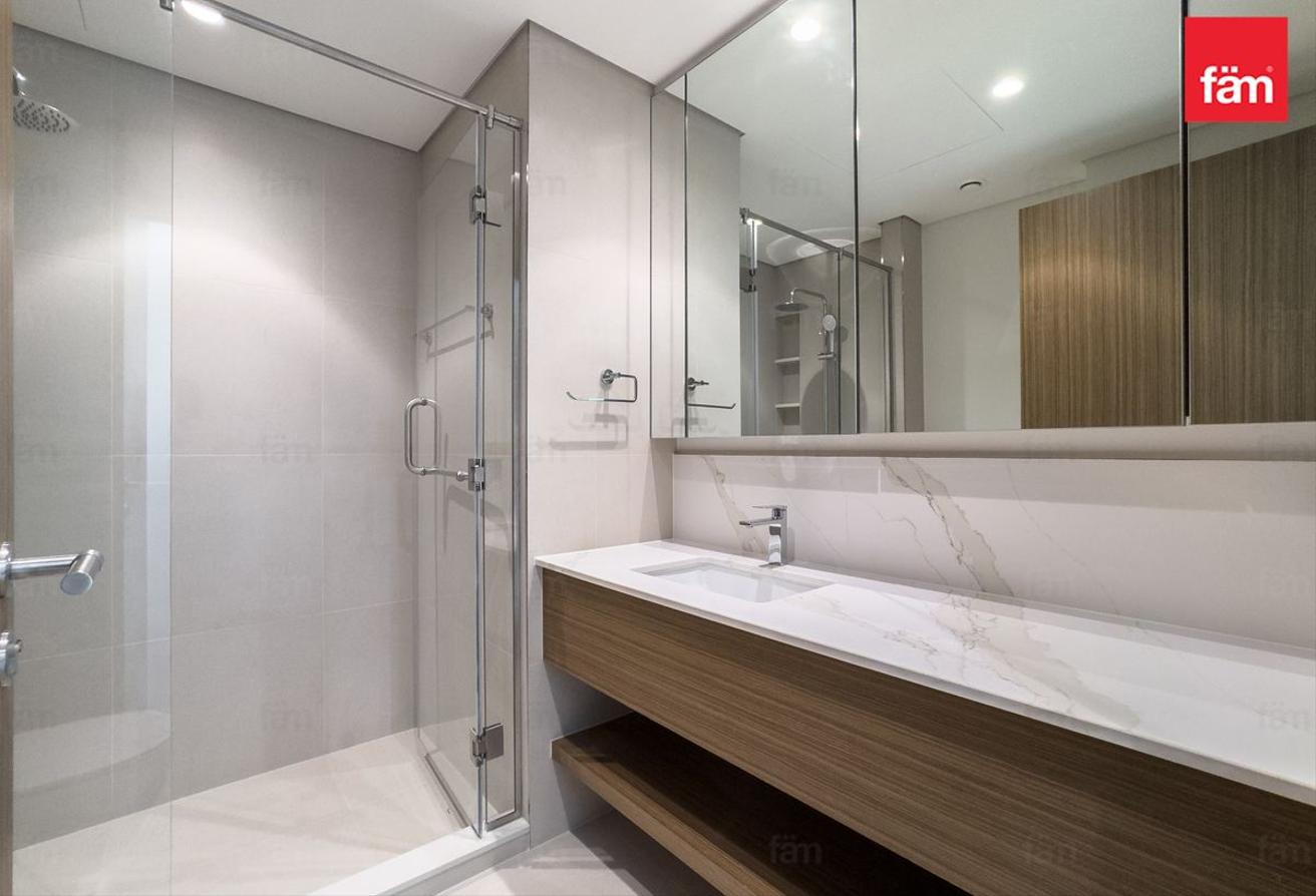 Lagoon View | Branded Residences | + Maid's photo 28