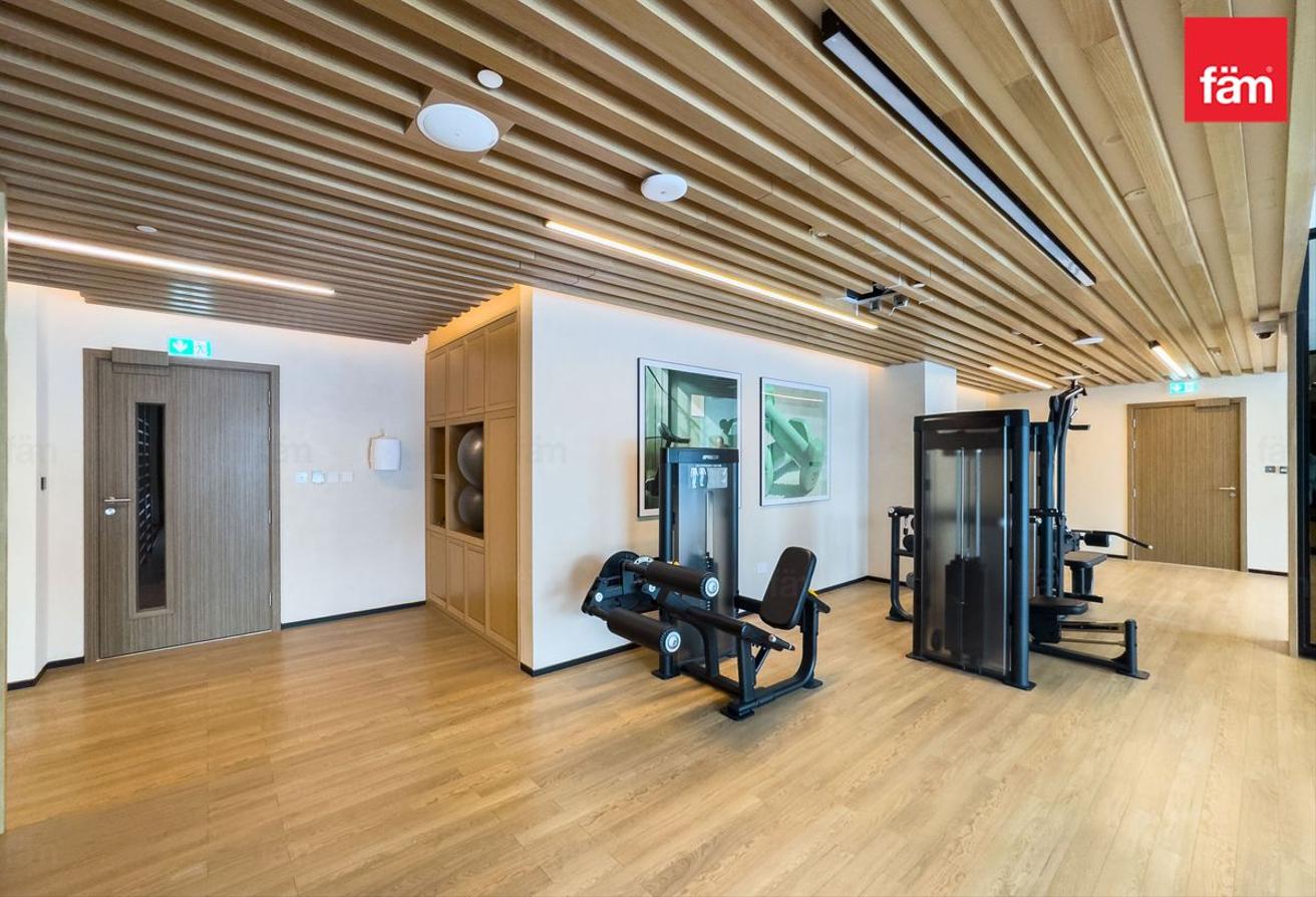 Lagoon View | Branded Residences | + Maid's photo 9