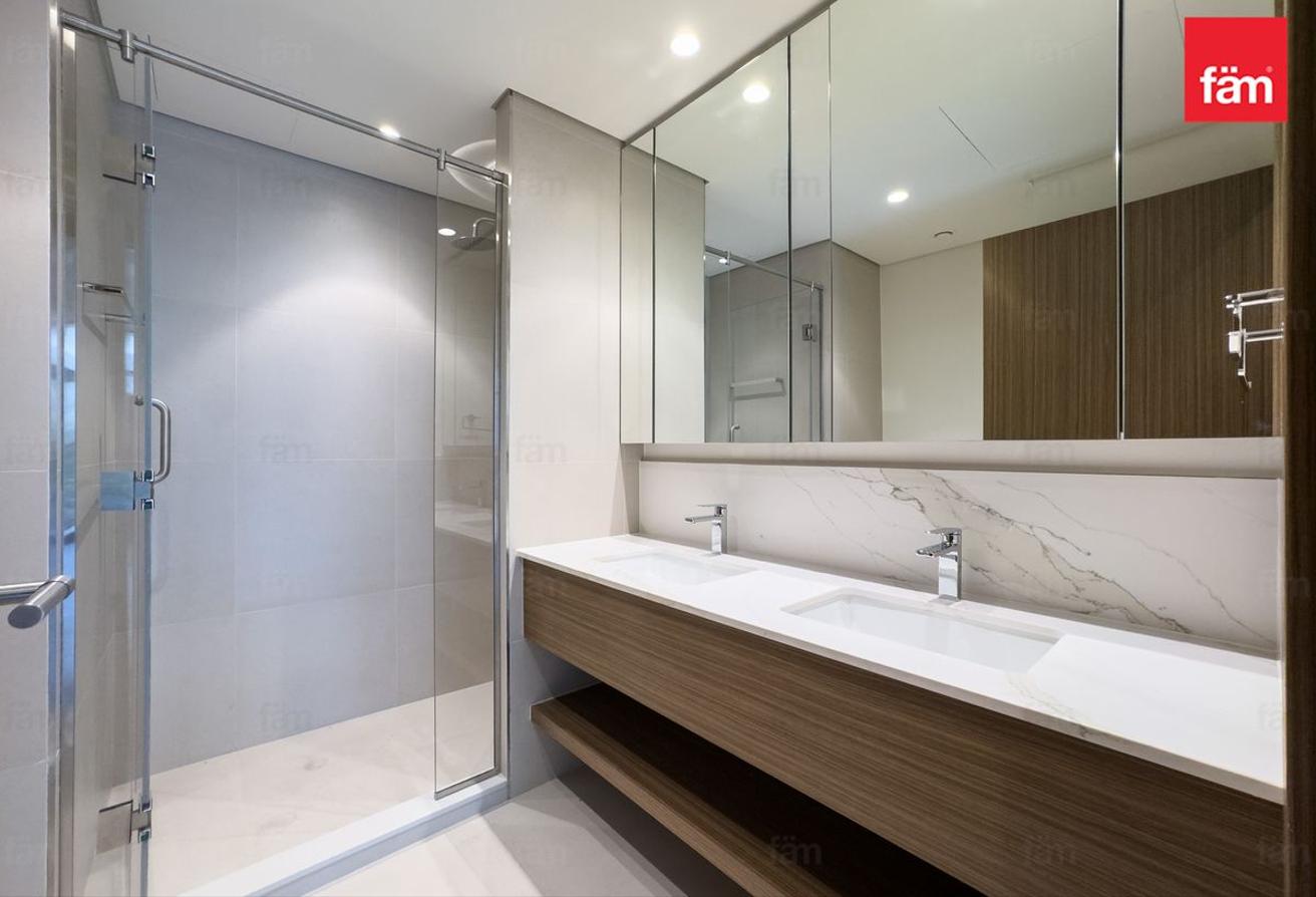 Lagoon View | Branded Residences | + Maid's photo 27