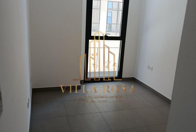 105543202 - Property Image 3
