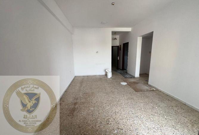 98695339 - Property Image 3