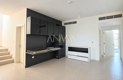 Villa - 5 - 6 for rent in The Pulse Beachfront 2 - The Pulse - Dubai South (Dubai World Central) - Dubai