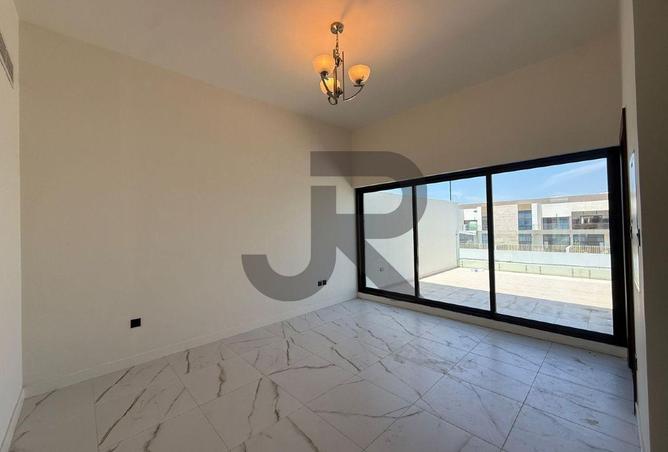 85304130 - Property Main Image