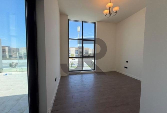 85304130 - Property Image 3