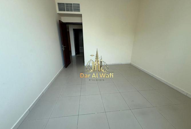 77787267 - Property Image 3