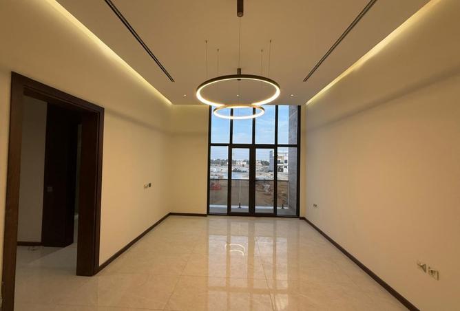 128352422 - Property Image 2