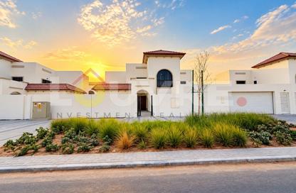 Villa - 5 - 7 for sale in Fay Alreeman - Al Shamkha - Abu Dhabi