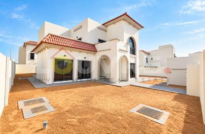 Villa - 5 - 7 for sale in Fay Alreeman - Al Shamkha - Abu Dhabi