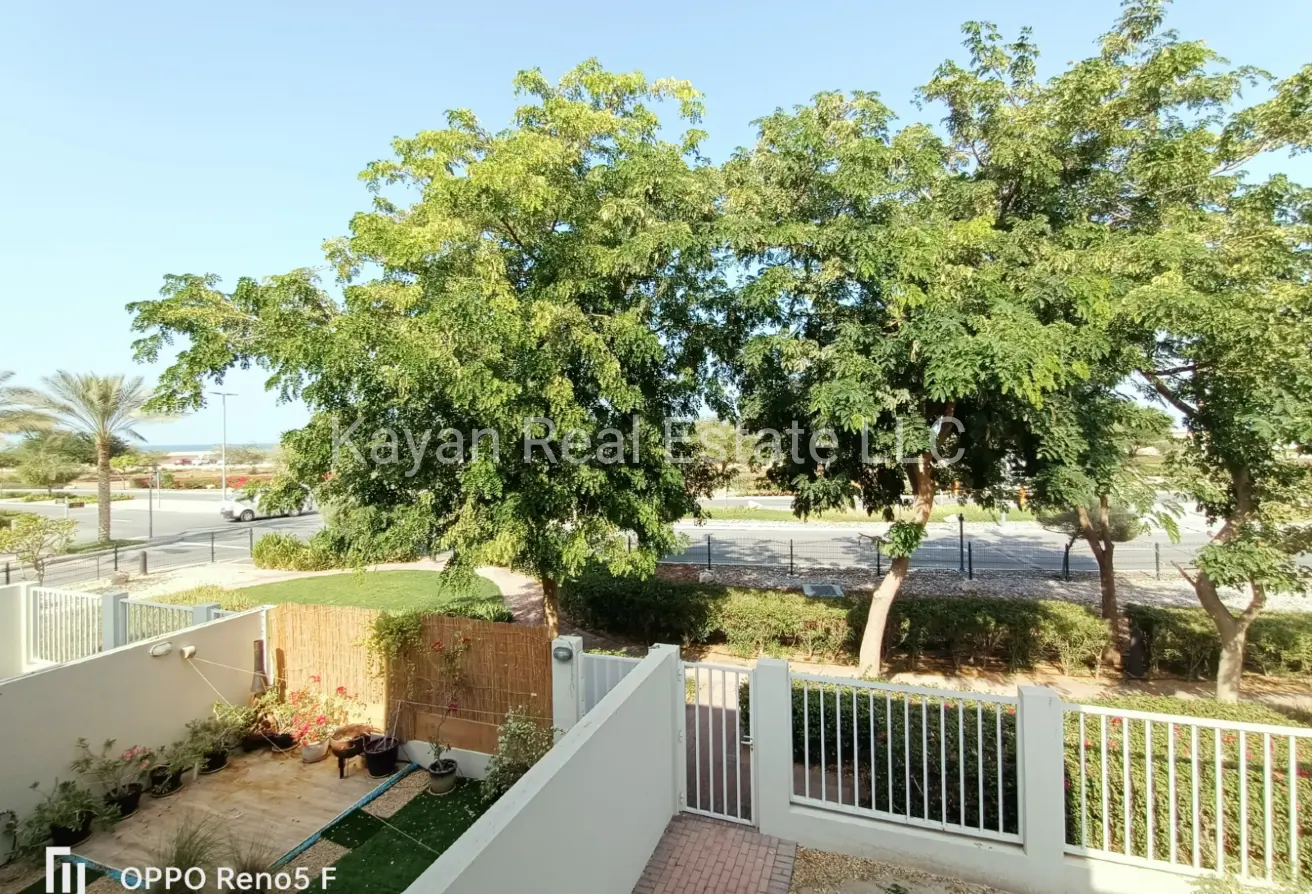 69890677 - Property Main Image