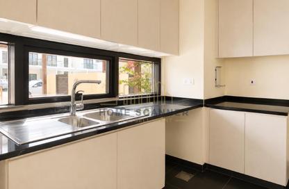 Townhouse - 3 - 5 for sale in Rochester - The Park Villas - Damac Hills - Dubai