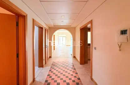 Apartment - 2 Bedrooms - 3 Bathrooms for rent in Al Habool - Shoreline Apartments - Palm Jumeirah - Dubai