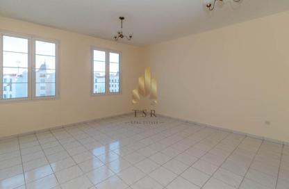 Apartment - Studio - 1 for rent in Building X17 - England Cluster - International City - Dubai