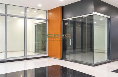 Retail - Studio for sale in Park Towers - DIFC - Dubai