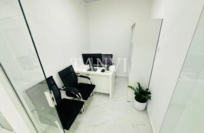 Office Space - Studio - 1 Bathroom for rent in Reem Residency - Al Karama - Dubai