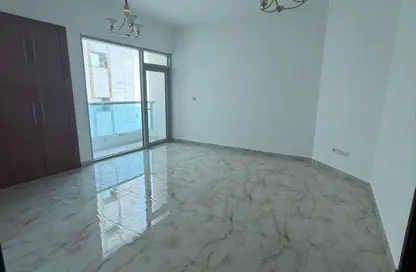 Apartment - 2 Bedrooms - 3 Bathrooms for rent in Al Dana Tower - Al Majaz 3 - Al Majaz - Sharjah
