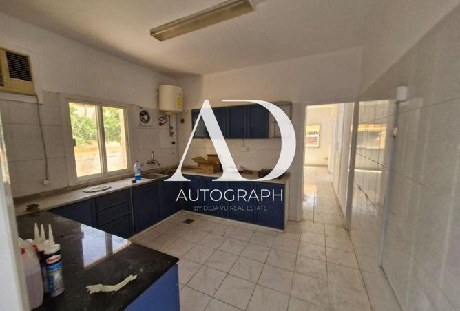 74235472 - Property Image 3