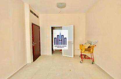 Apartment - 1 Bedroom - 2 Bathrooms for rent in Muwaileh - Sharjah