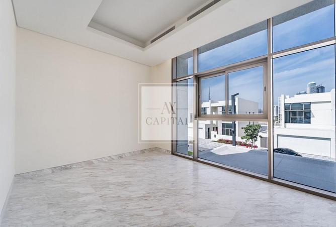 92717997 - Property Image 2