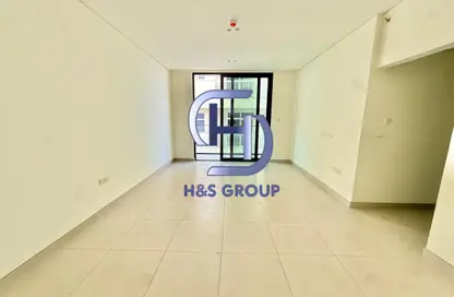 شقة - 2 غرف نوم - 2 حمامات للايجار في سراب 2 - الجادة - الشارقة