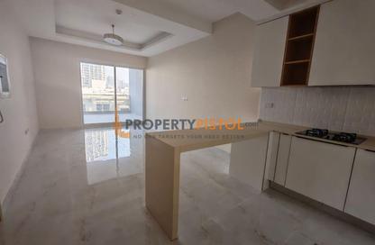 Apartment - 1 - 2 for rent in Dar Al Jawhara - District 13 - Jumeirah Village Circle - Dubai
