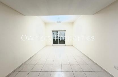 Apartment - 1 Bedroom - 2 Bathrooms for rent in Hessa Home Building - Oud Metha - Bur Dubai - Dubai