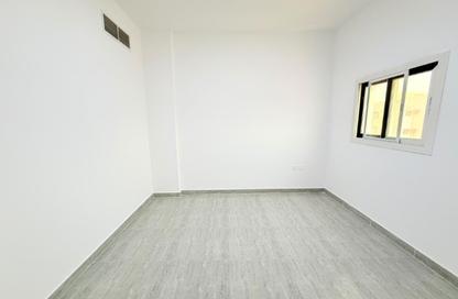 Apartment - 1 - 1 for rent in Fire Station Road - Muwaileh - Sharjah