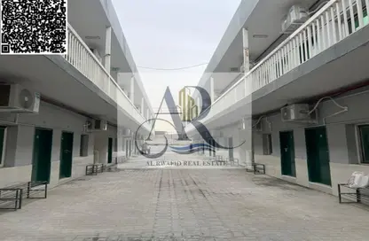 Labor Camp - Studio - 7+ Bathrooms for rent in SG 10 Building - Industrial Area 10 - Sharjah Industrial Area - Sharjah