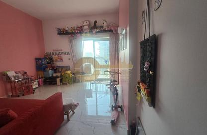 Apartment - 3 - 4 for sale in Time 1 - Dubai Land Residence Complex - Dubai Apartment - 3 - 4 for sale in Time 1 - Dubai Land Residence Complex - Dubai
