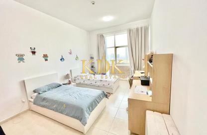 Apartment - 2 Bedrooms - 3 Bathrooms for rent in Olympic Park 1 - Olympic Park Towers - Dubai Sports City - Dubai