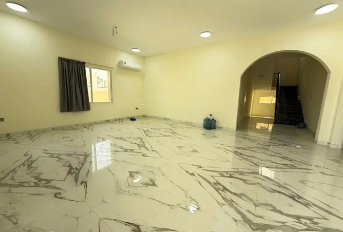98278010 - Property Image 2