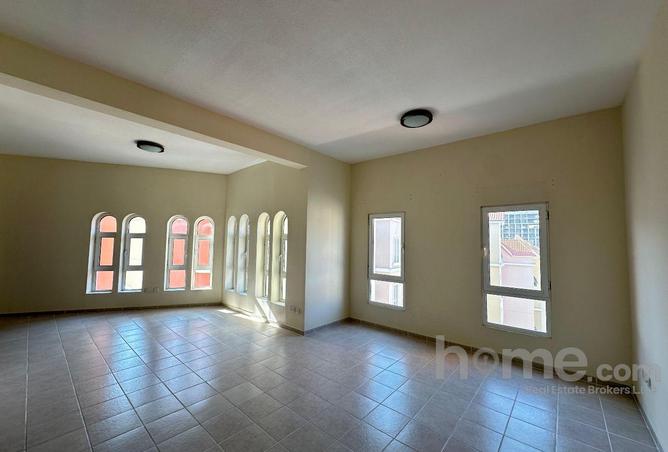 98692074 - Property Main Image
