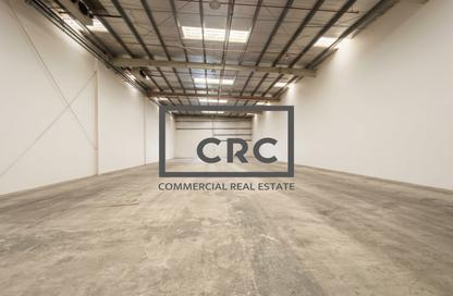 Warehouse - Studio for rent in Phase 2 - Dubai Investment Park (DIP) - Dubai