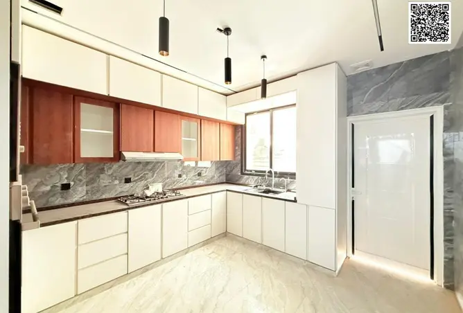 105950560 - Property Image 3