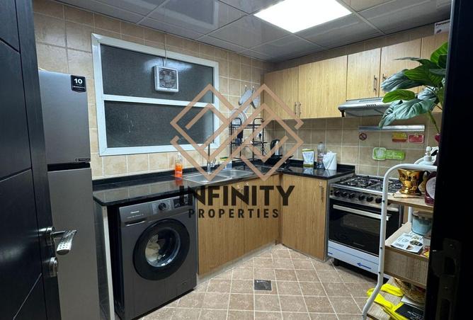 143760111 - Property Image 2
