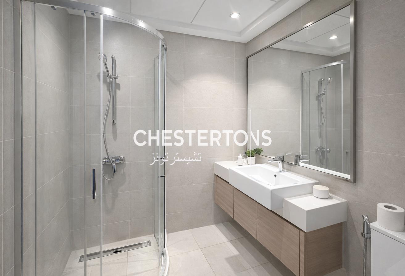 Spacious | Stunning views | Location photo 8