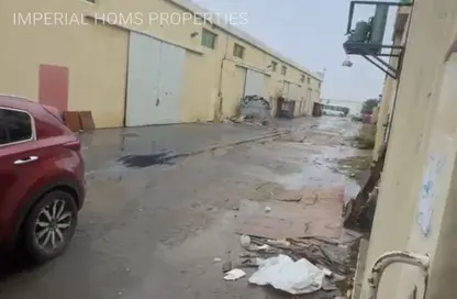 مستودع - استوديو للايجار في أم الثعوب - أم القيوين