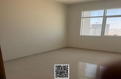 Apartment - 2 - 2 for rent in Gulf Tower - Emirates City - Ajman