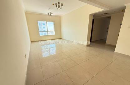 Apartment - 3 Bedrooms - 3 Bathrooms for rent in New Al Taawun Road - Al Taawun - Sharjah