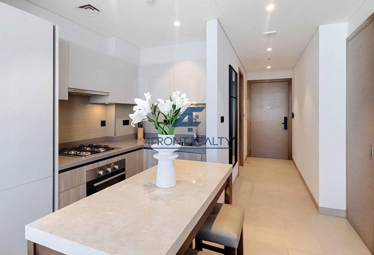 Luxury Lifestyle | Prime Community | Modern Home photo 5